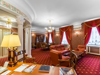 Taleon Imperial Hotel