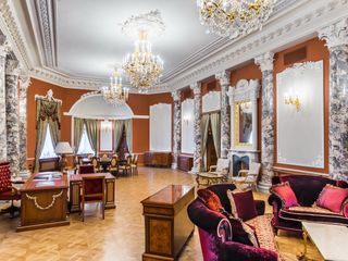 Taleon Imperial Hotel