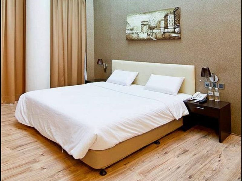Hotel Photo 11
