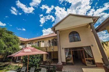 Hotel Photo 8