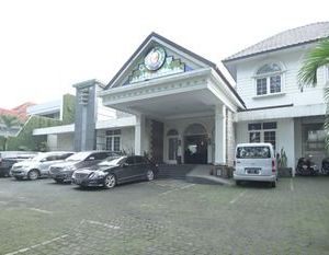 Airy Cicendo Otten 6 Bandung Bandung Indonesia