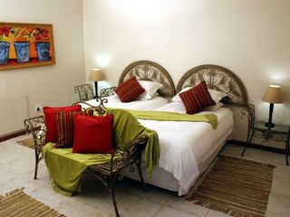 Фото отеля Daisy Country Lodge
