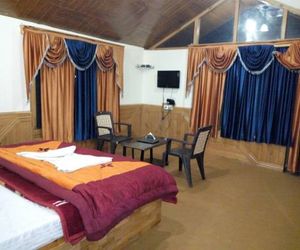 Peak And Snow Cottage Manali India