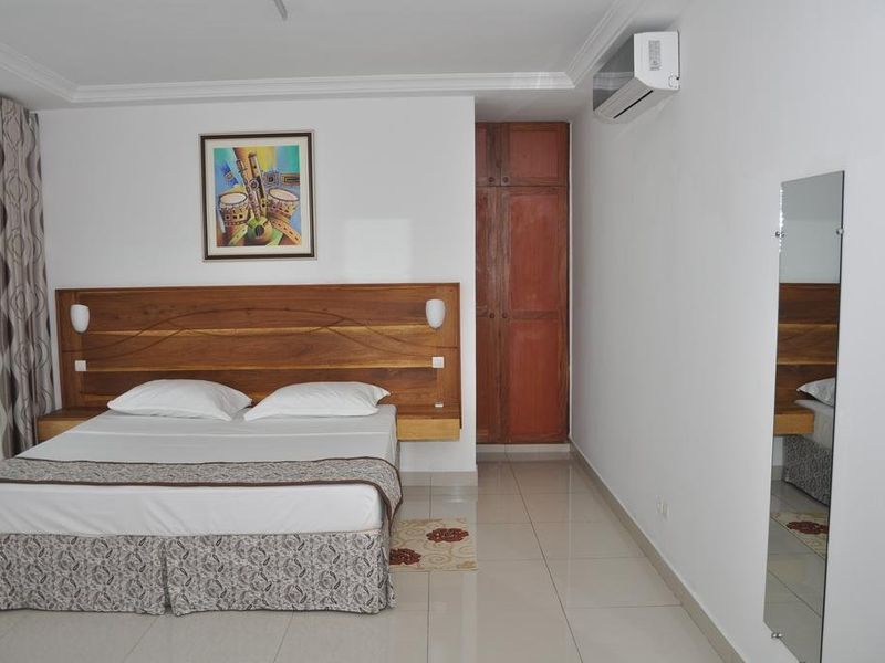 Hotel Photo 1