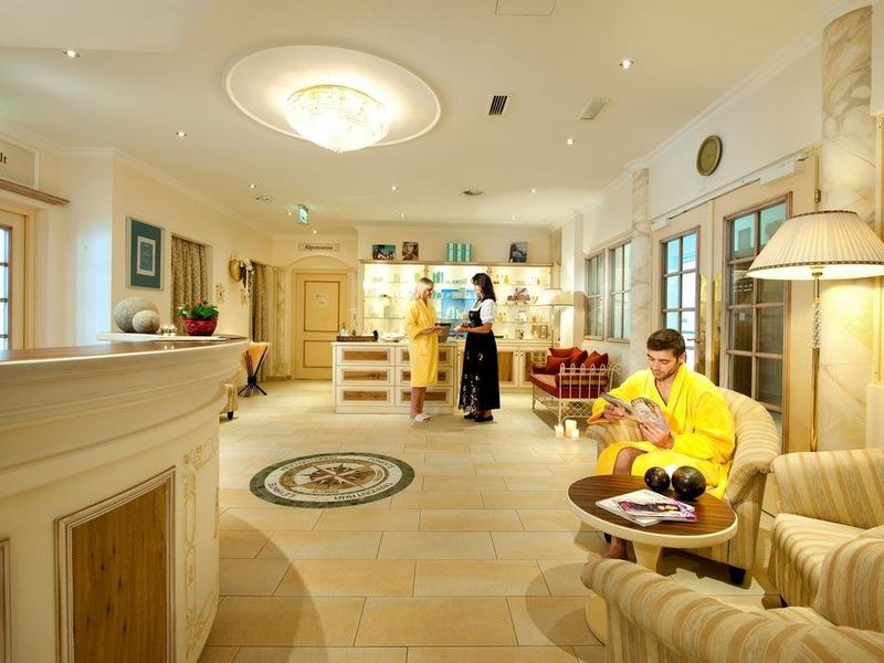 Hotel Photo 16