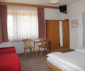 Hotel Pension Rechtenthal Ronchi Italy