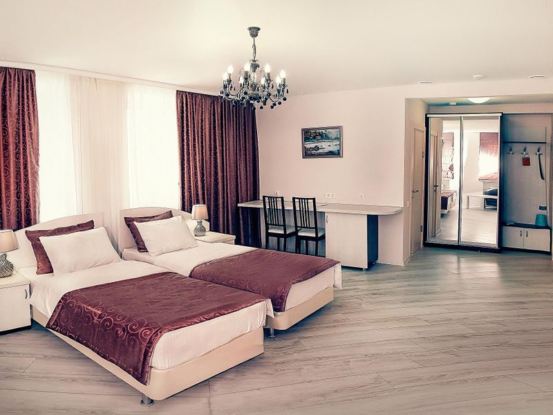 Hotel Photo 1