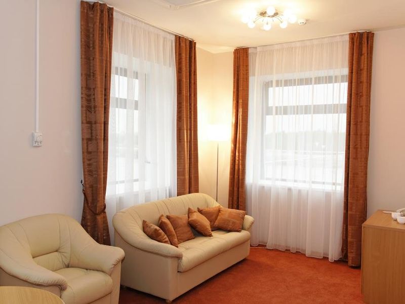 Hotel Photo 12