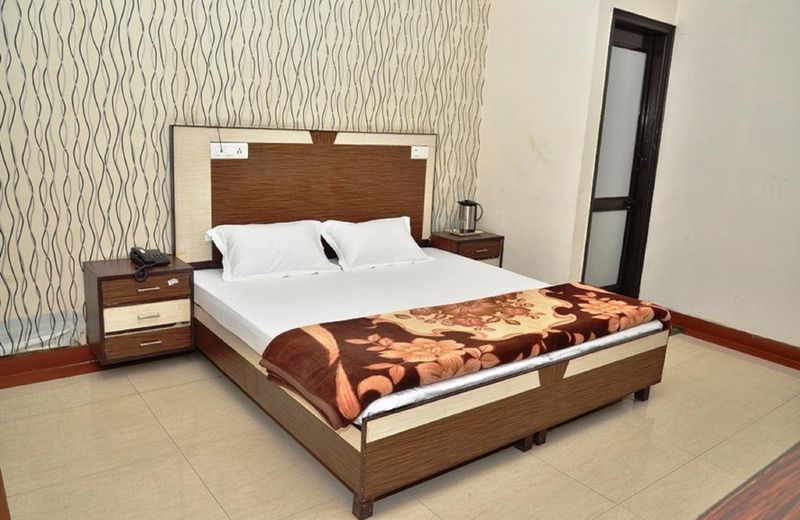 Hotel Vivek Plaza by OYO Rooms