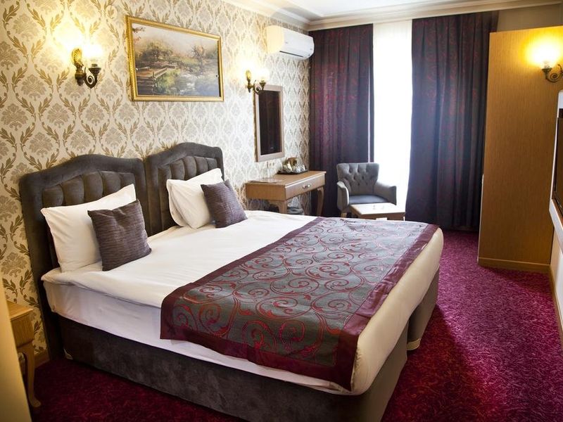 Hotel Photo 6