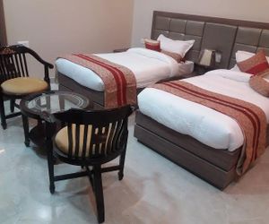 Hotel Ozas Grand Varanasi India