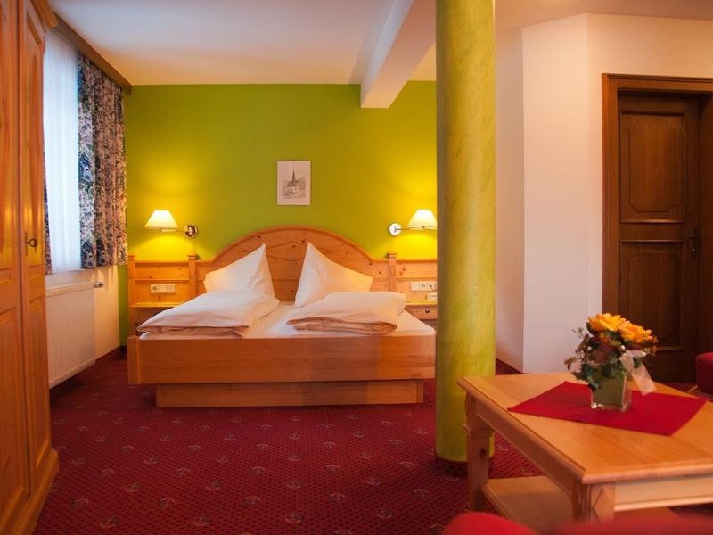 Hotel Photo 1