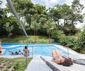 Howler Monkey Hostel La Fortuna Costa Rica
