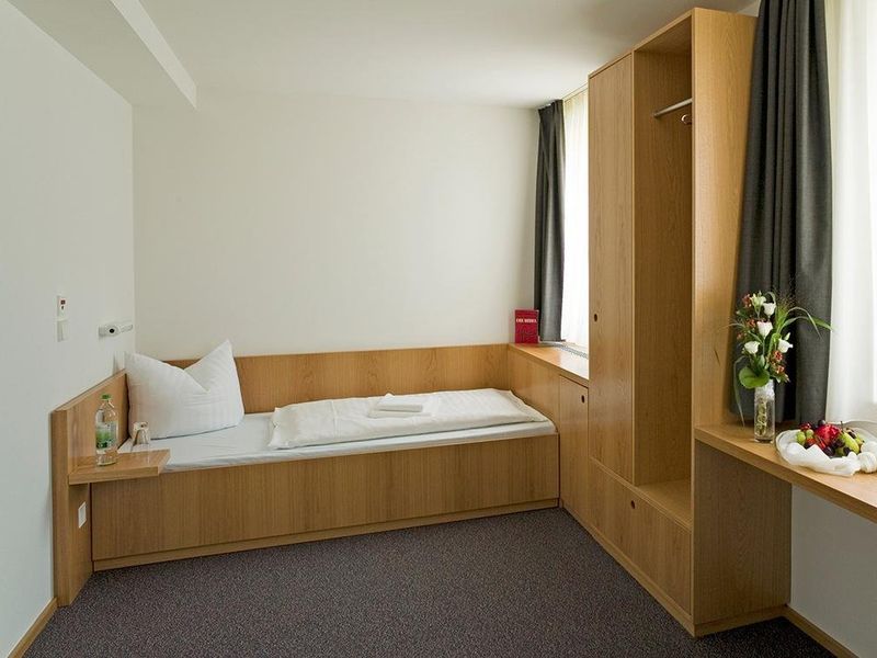 Hotel Photo 1