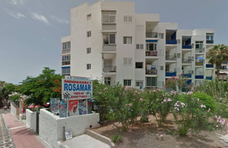 Rosamar 3 near sea promenade