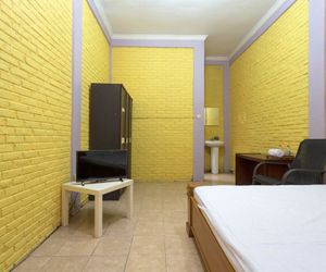RedDoorz @ Penggilingan Cakung Bekasi Indonesia