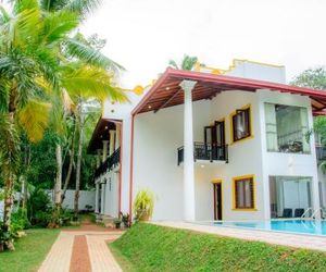 Villa White Hikkaduwa Sri Lanka