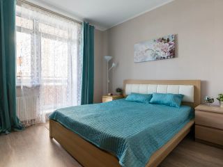 Квартира с панорамными окнами на Академической
