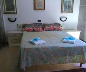 Limpossibile Guesthouse Appiano Gentile Italy