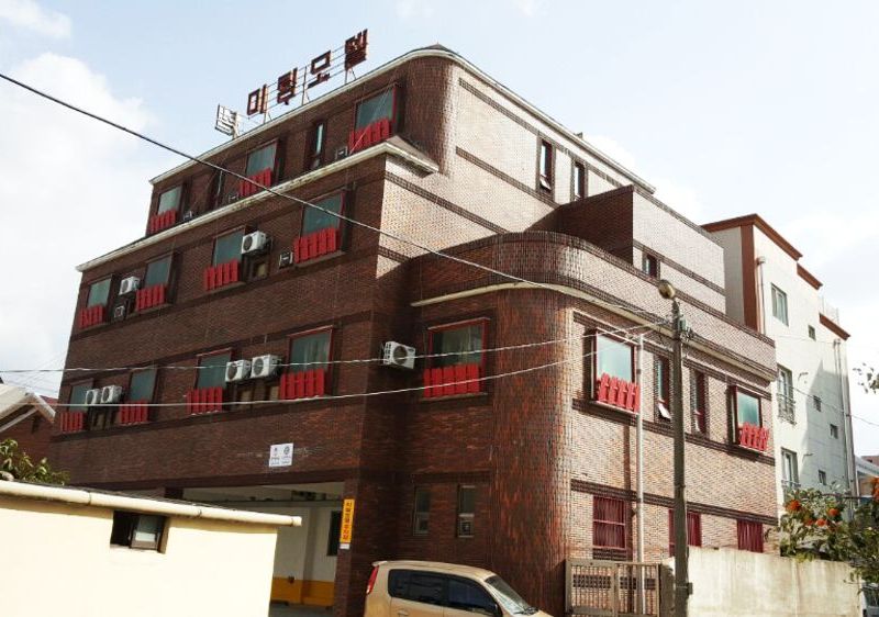 Hotel Photo 1