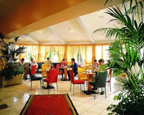 Hotel Photo 10