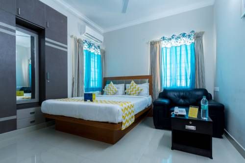 FabHotel Rithikha Inn Manapakkam