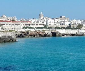Aduepassidalmare Monopoli Italy