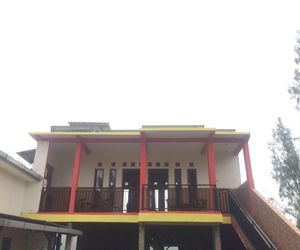 CASA BROMO HOMESTAY - FAMILY HOUSE Pasuruan Indonesia