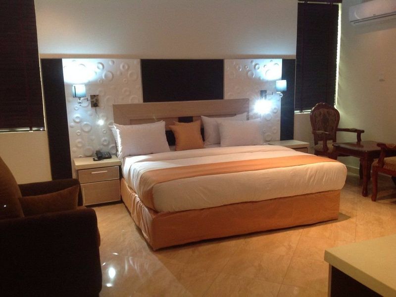 Hotel Photo 9