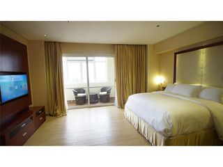 Hotel pic Pearlwort Hotel and Suites