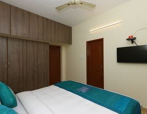 OYO 5287 White Glow Apartments Perumbakkam India