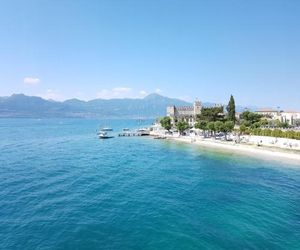 Villa Magnolia Torri del Benaco Italy