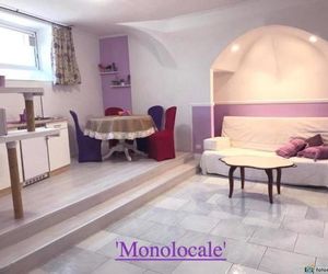 Pied a terre sul porto Ischia Town Italy