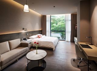 Фото отеля Swisstouches Guangzhou Hotel Residences