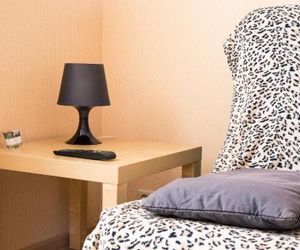 Flat76 Volzhskaya Naberezhnaya 61 Yaroslavl Russia