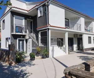Jeli Apartments Starigrad Croatia