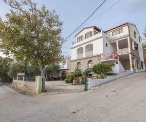 Apartments Ivan Starigrad Croatia
