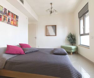 Charming Central Two Bedroom Apartment- Trumpeldor St. Jerusalem Israel