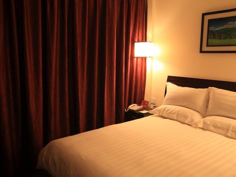 Hotel Photo 8