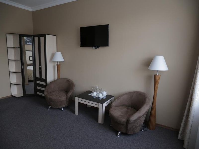 Hotel Photo 12