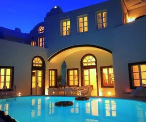 Grand Canava Oia Greece
