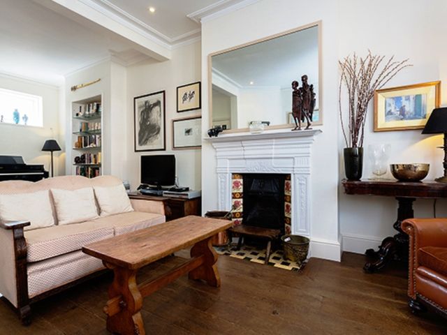 Veeve  House Lysia Street Fulham, London United Kingdom