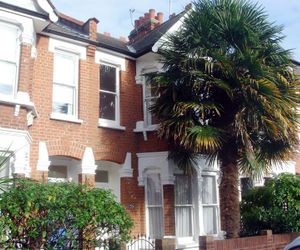 Veeve  2 Bed House Hazeldene Road Chiswick Twickenham United Kingdom