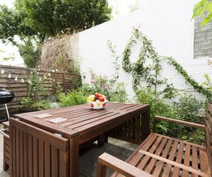 Veeve  1 Bed Flat Blythe Road Brook Green Shepherds Bush United Kingdom