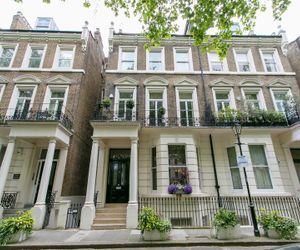 Veeve  2 Bed Flat On Holland Park Avenue Kensington Shepherds Bush United Kingdom