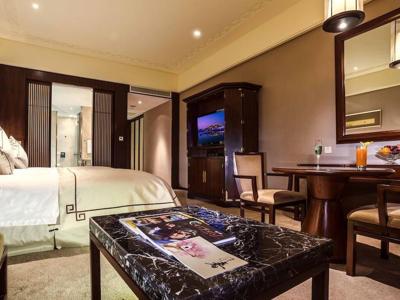 Hotel Photo 1