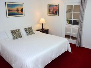 Hotel pic Longliner Lodge and Suites