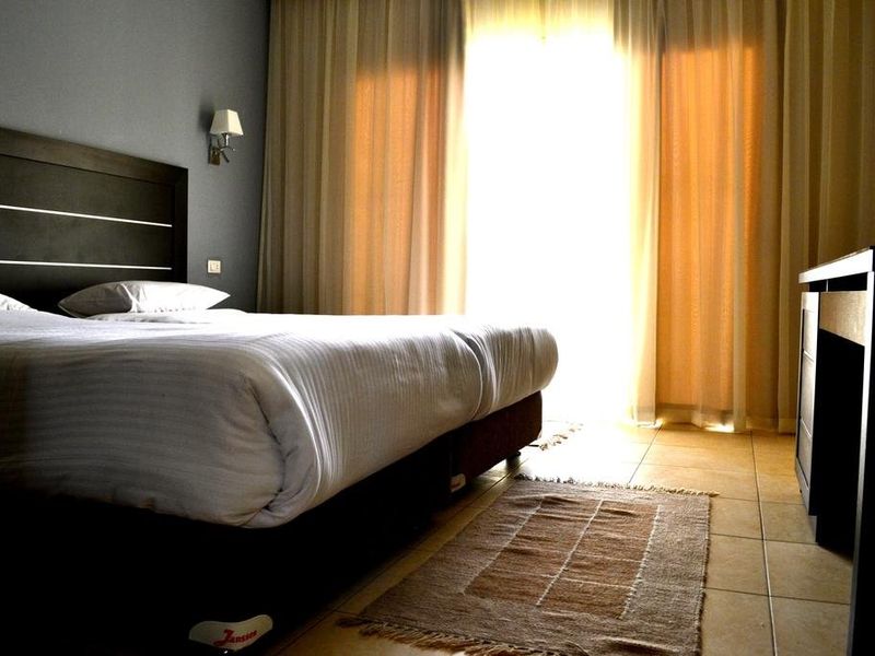 Hotel Photo 4