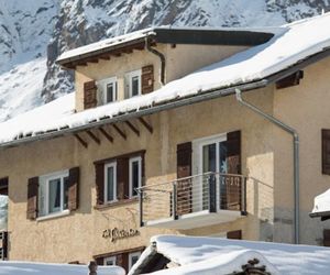 Felsschlösschen Saas Fee Switzerland
