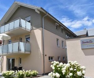 Seebrise mit Musik und Wein Meersburg Germany